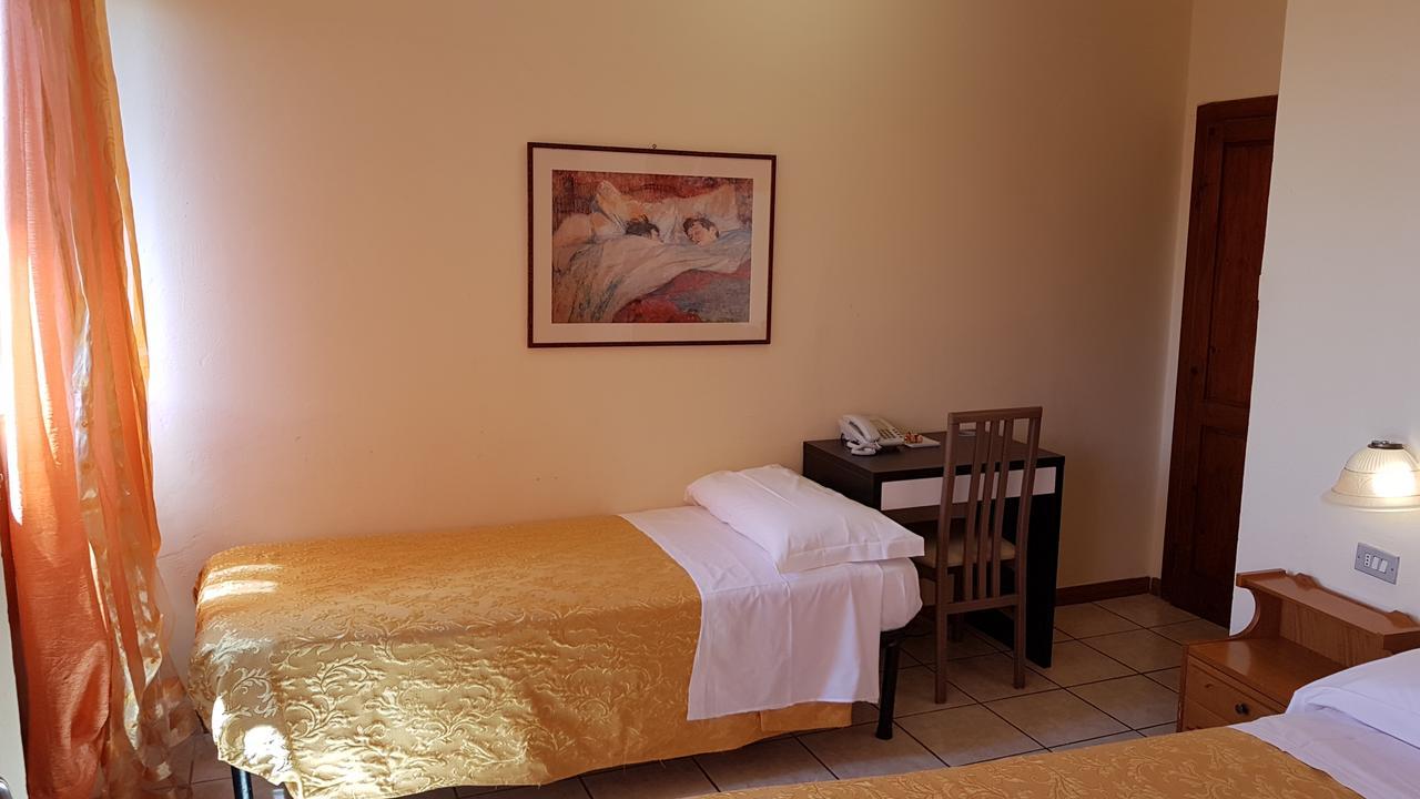 Amelia Hotel Momigno Dış mekan fotoğraf
